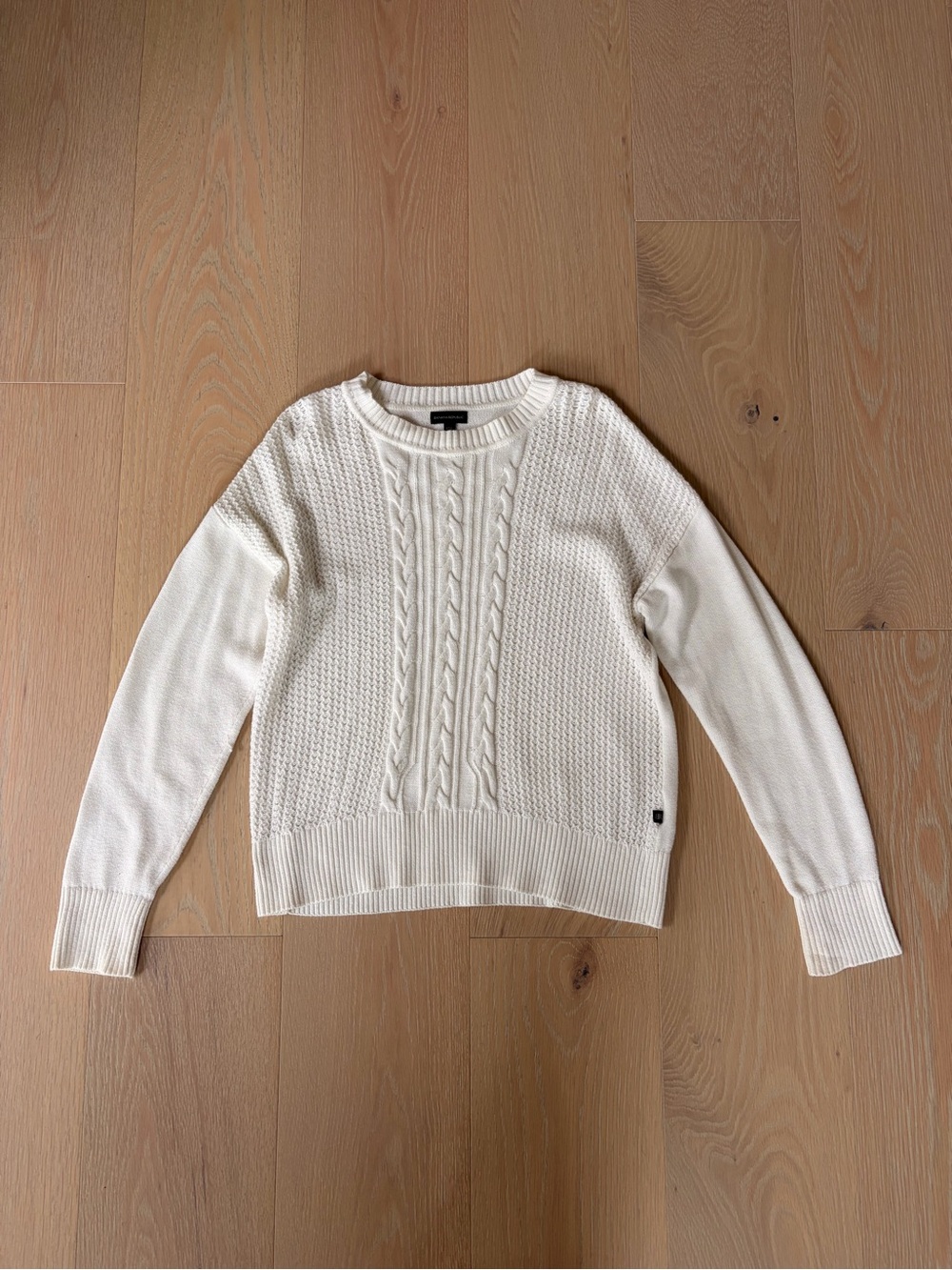 Banana Republic White Cable Knit Sweater Size L